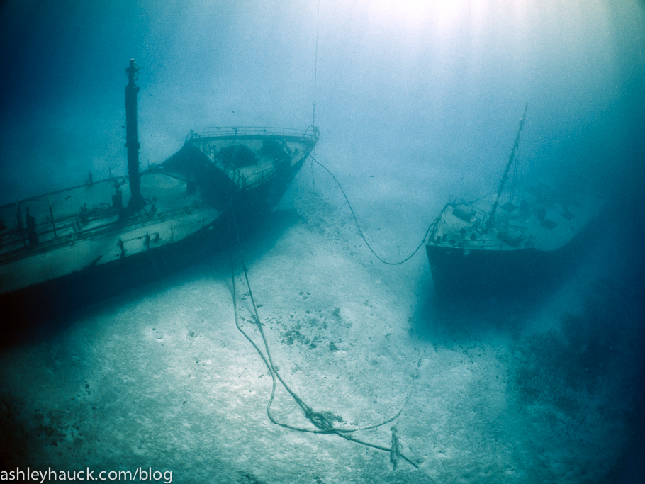 Diving Nassau, Bahamas: Twin Sisters Wrecks